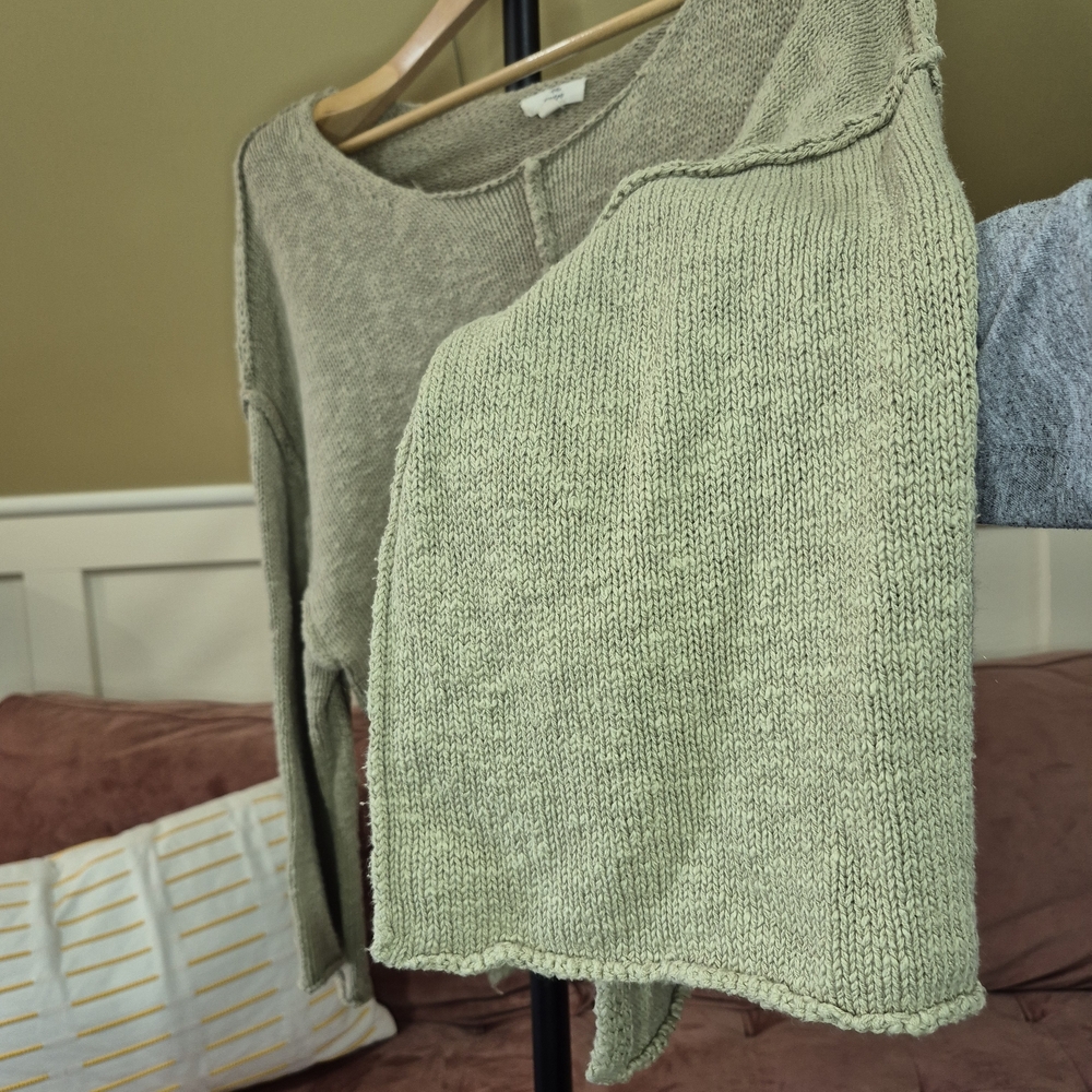Entro Olive Off-the-Shoulder Sweater - Picture 2 of 6